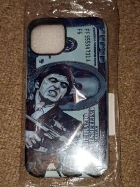 Bundle of 4 NEW Phone Cases - iPhone 16, 16 Plus, & 14